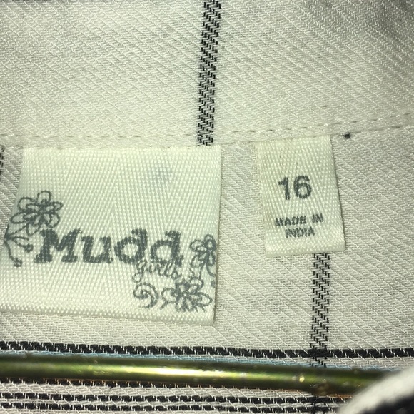 Button up - Picture 3 of 4